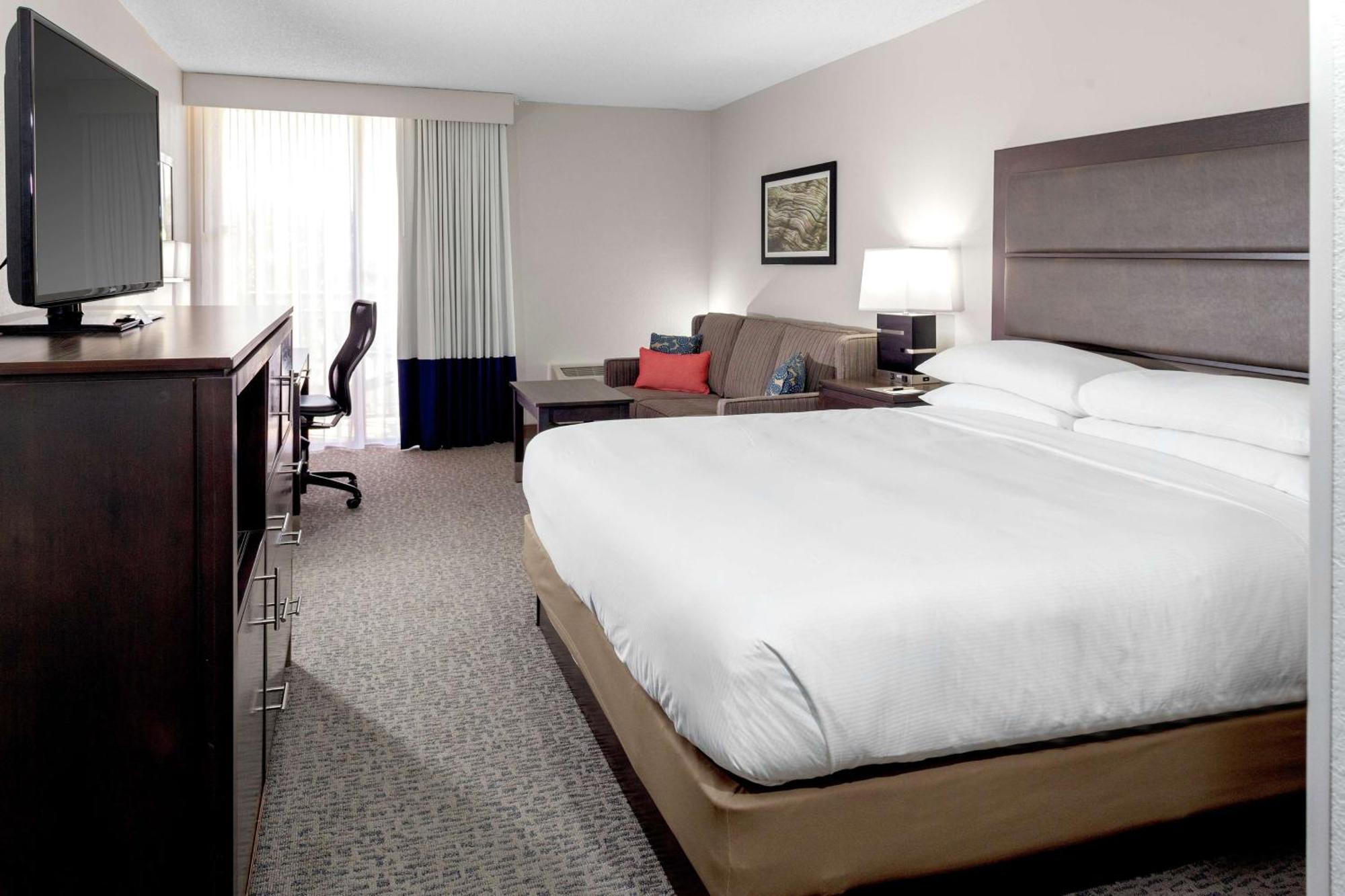 Doubletree By Hilton Palm Beach Gardens Exterior photo